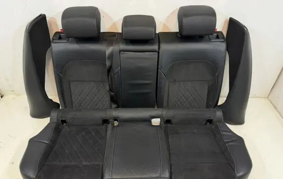 Skoda Superb B8 (3V) Second row seats 