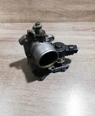 Toyota Avensis T250 Electric throttle body valve 896722102