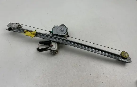 Nissan Primastar Front door window regulator with motor 7700311820 91165704 23052003