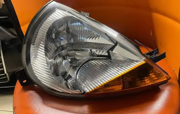 Ford Ka Headlight/headlamp 04HCRPL02A01 97KG130050AJ