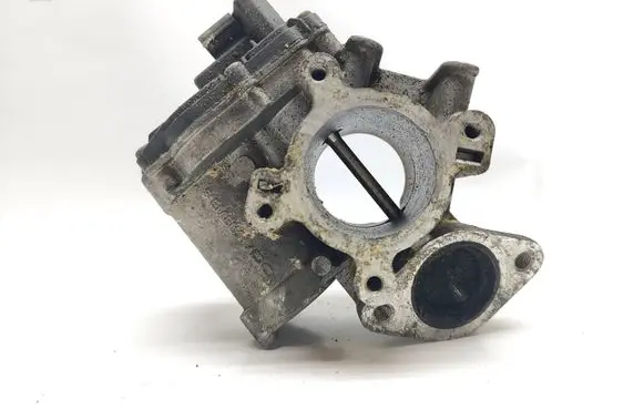 Renault Laguna III EGR valve 147100385R A2C53412016 H8200987088