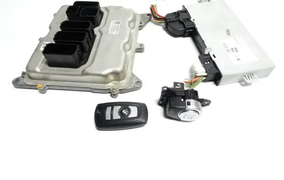 BMW 5 F10 F11 Engine ECU kit and lock set 7646763 9282118 030182263