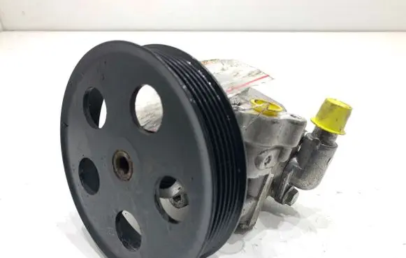 Audi A4 S4 B8 8K Power steering pump 