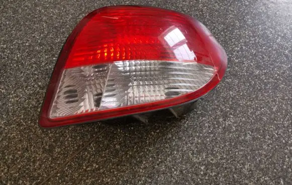 Hyundai Elantra Rear/tail lights