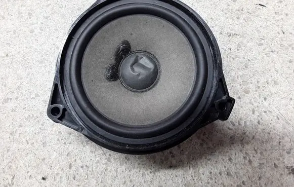 Mercedes-Benz GLE (W166 - C292) Panel speaker A1668202302