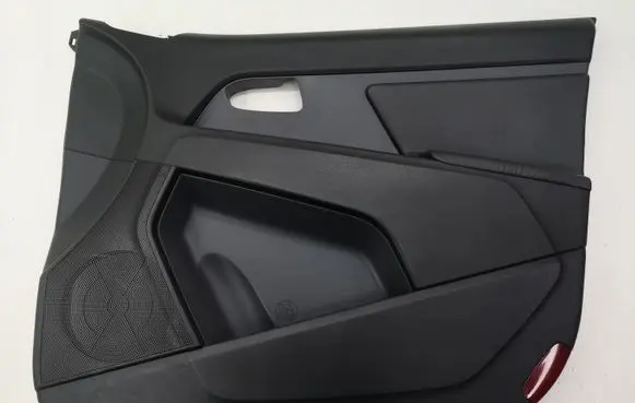 KIA Sportage Front door card panel trim