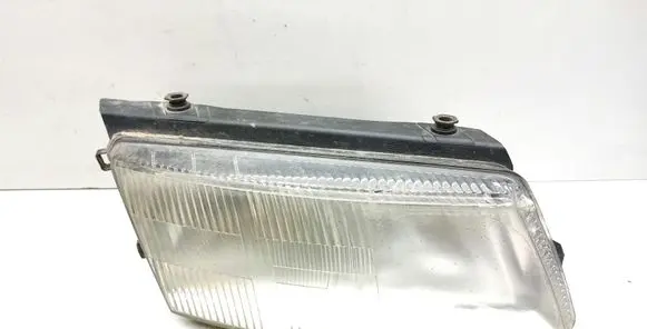 Volkswagen PASSAT B5 Headlight/headlamp