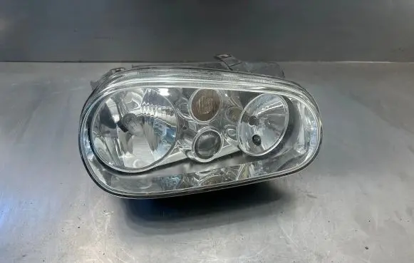 Volkswagen Golf IV Headlight/headlamp 1J1941016K