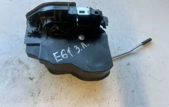 BMW 5 E60 E61 Rear door lock 7154629