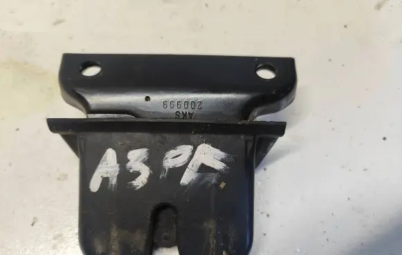Audi A3 S3 8L Tailgate/trunk/boot lock/catch/latch 8l0027505e
