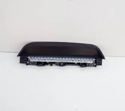 BMW 3 G20 G21 Third/center stoplight 7420462 90128894