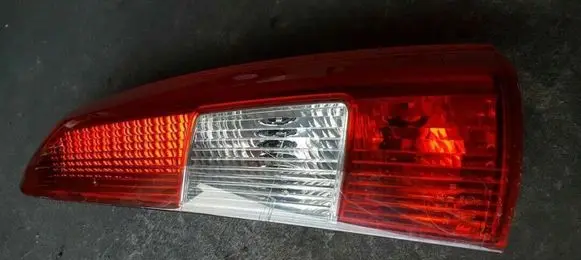 Volvo V70 Rear/tail lights 9154494ECE