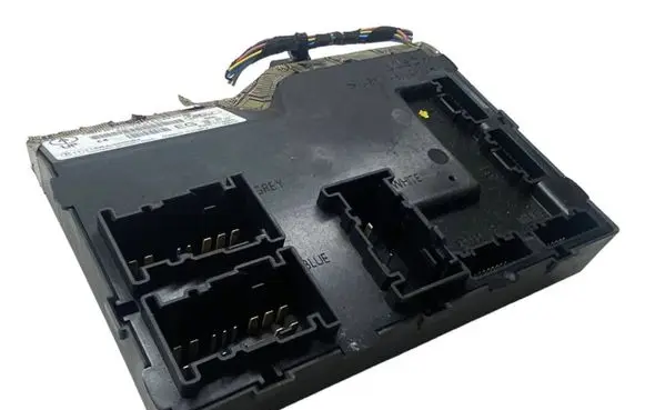 Ford Fiesta Comfort/convenience module 8V5115K600EG 116RA000084 030072083401