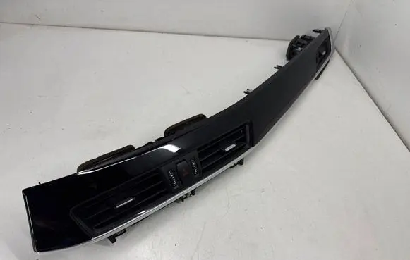 BMW X1 F48 F49 Dash center air vent grill 9292741 9332456 64229292741