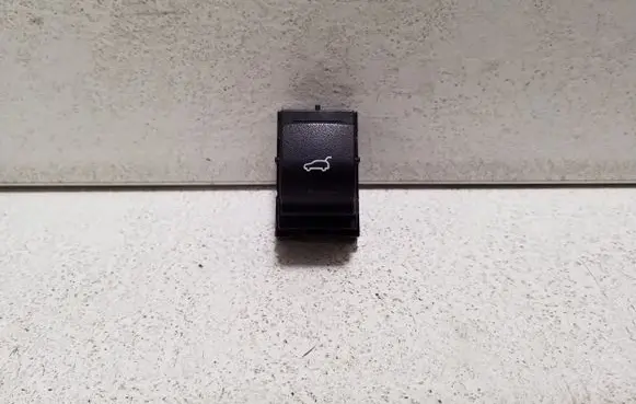 BMW X5 F15 Tailgate opening switch 9267981