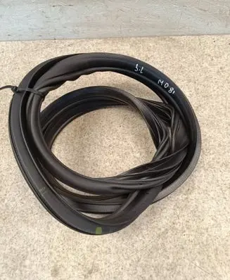 KIA Ceed Rear door rubber seal (on body) 