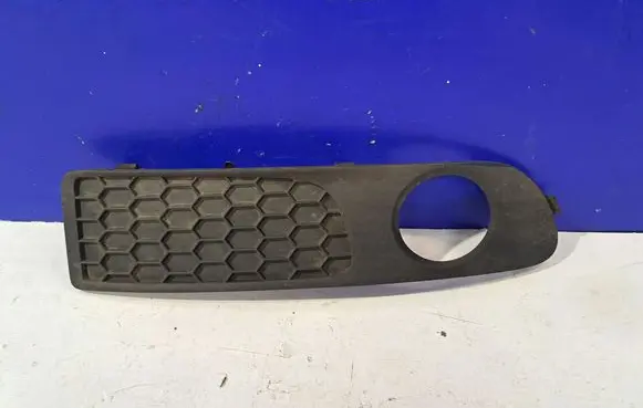 Volvo S80 Front fog light trim/grill 30655930