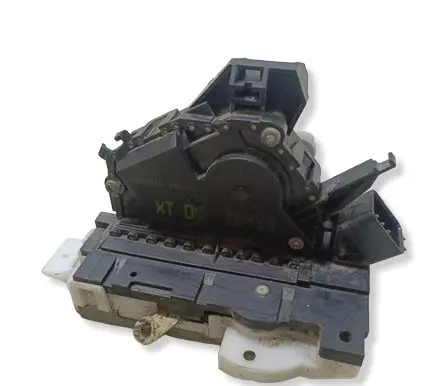 Ford Mondeo Mk III Front door lock 2S4AA21812EB 1E0326D
