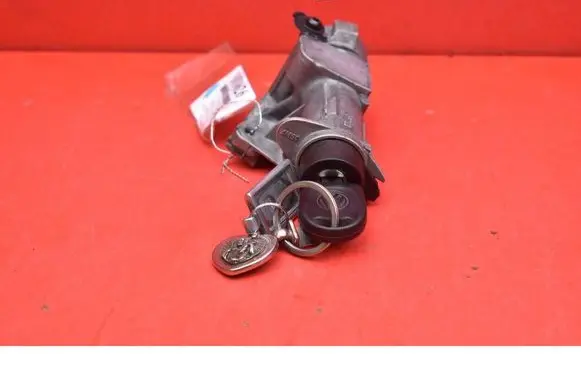 Volkswagen Golf IV Ignition lock 4B0905851C