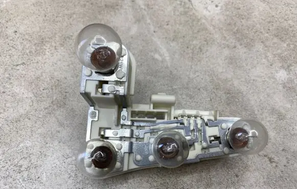 BMW 3 E90 E91 Tail light bulb cover holder 6937474