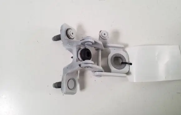 BMW 2 F46 Tailgate/trunk/boot hinge 7318931