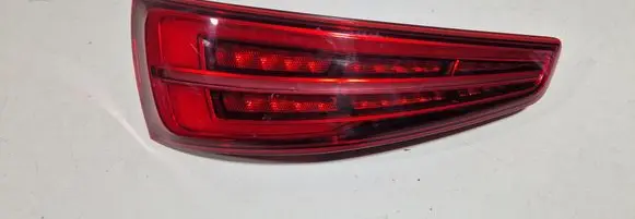 Rear/tail lights