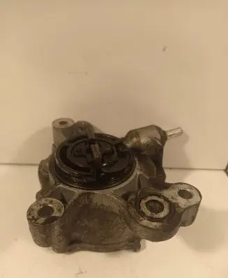 Ford Mondeo Mk III Vacuum pump D1651A 0906T