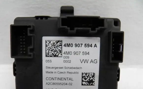 Audi A4 S4 B9 8W Sunroof control unit/module 
