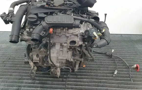 Peugeot 5008 II Engine 10XTA4