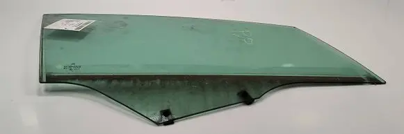 Citroen C4 I Front windscreen/windshield window 