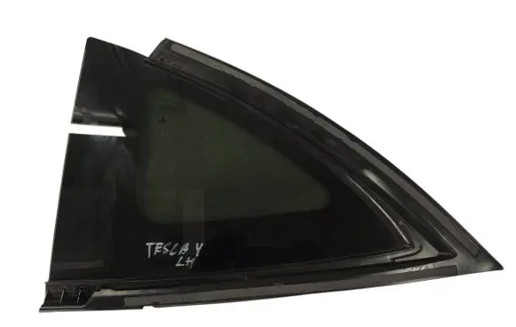 Rear side window