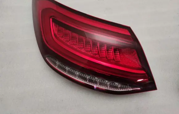 Rear/tail lights