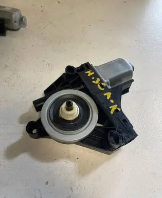 Volvo S60 Rear door window regulator motor 966264102 140707 WR12720