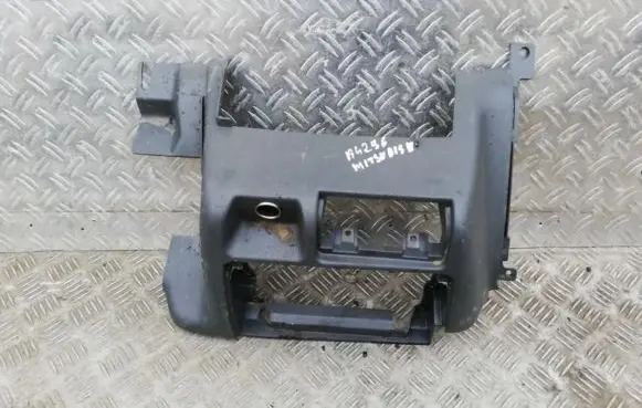 Mitsubishi Pajero Sport I Other interior part mr471871