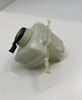 BMW X6 E71 Master brake cylinder 32665504