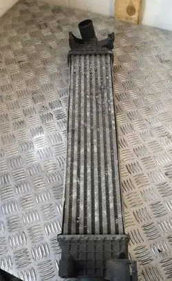 Ford Focus Intercooler radiator 3m5h9l440ae