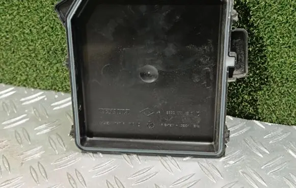 Mercedes-Benz Citan W415 Fuse box cover 284C41797R