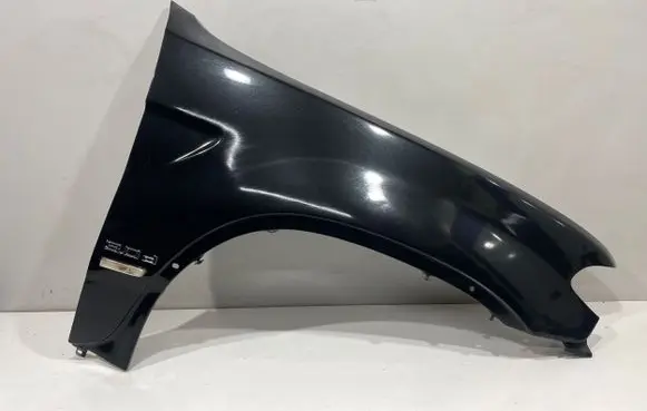 BMW X5 E53 Fender
