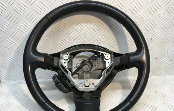Toyota Yaris Steering wheel 6020357