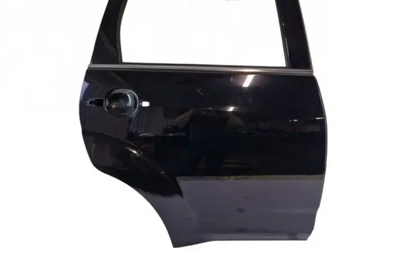 Mitsubishi Outlander Rear door