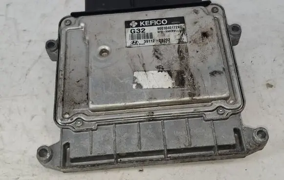 Hyundai i30 Engine control unit/module ECU 9001040172KC 391122B202
