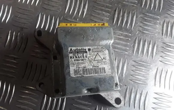 Renault Laguna II Airbag control unit/module 603947700 8200410977