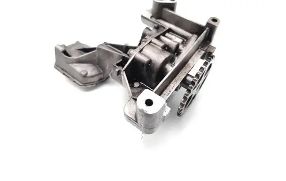 BMW 3 E90 E91 Oil pump 9431291021