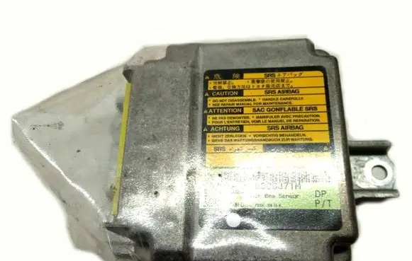 Toyota Avensis T220 Airbag control unit/module 8917005020