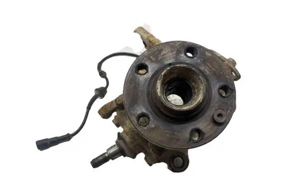 Volkswagen Multivan T4 Front wheel hub