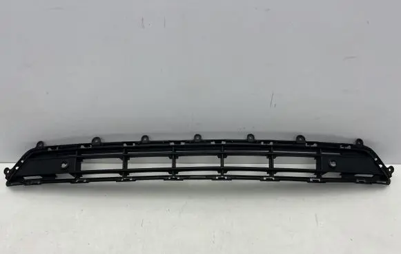 Volvo XC40 Front bumper lower grill 31449342