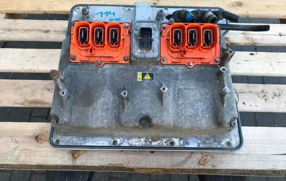 Volvo XC90 Voltage converter inverter 31673534 0026735