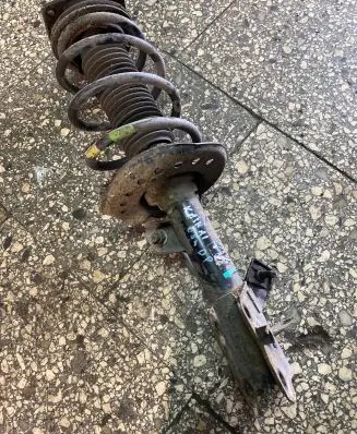 Nissan Qashqai Front shock absorber/damper