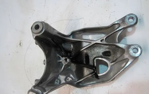 Audi A3 S3 A3 Sportback 8P Engine mounting bracket 4M0199308BM