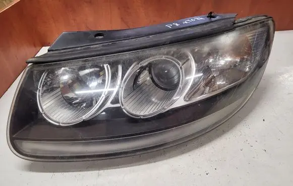 Hyundai Santa Fe Headlight/headlamp